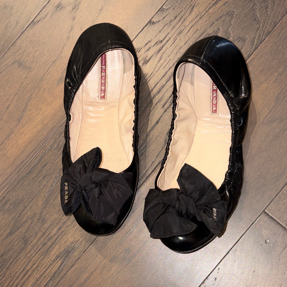 Prada Women's Black Bow Flats